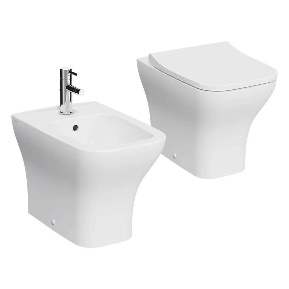 SQUARE | Set sanitari a terra Filo muro