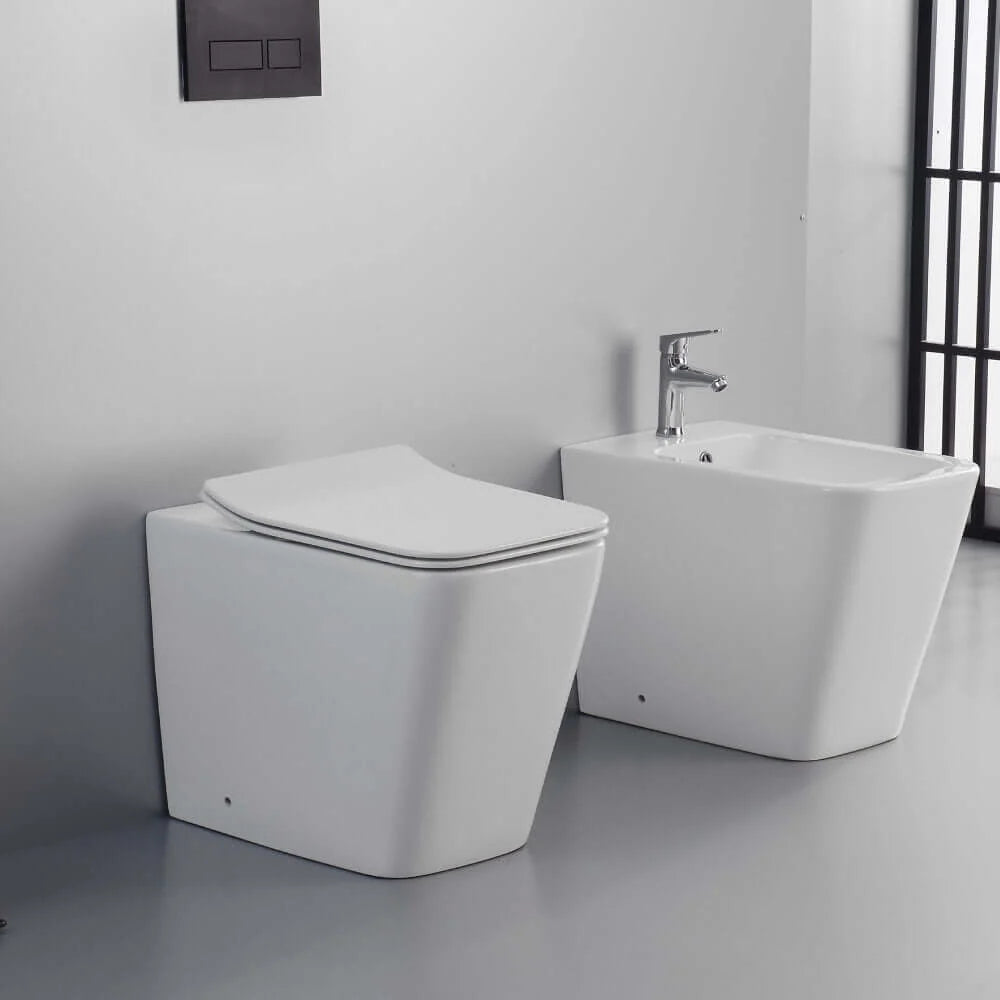 ZODIAC | Set sanitari a terra filo muro con tecnologia rimless
