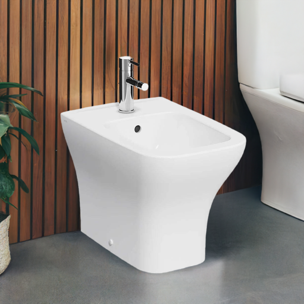 SQUARE | Bidet a terra filo parete bianco
